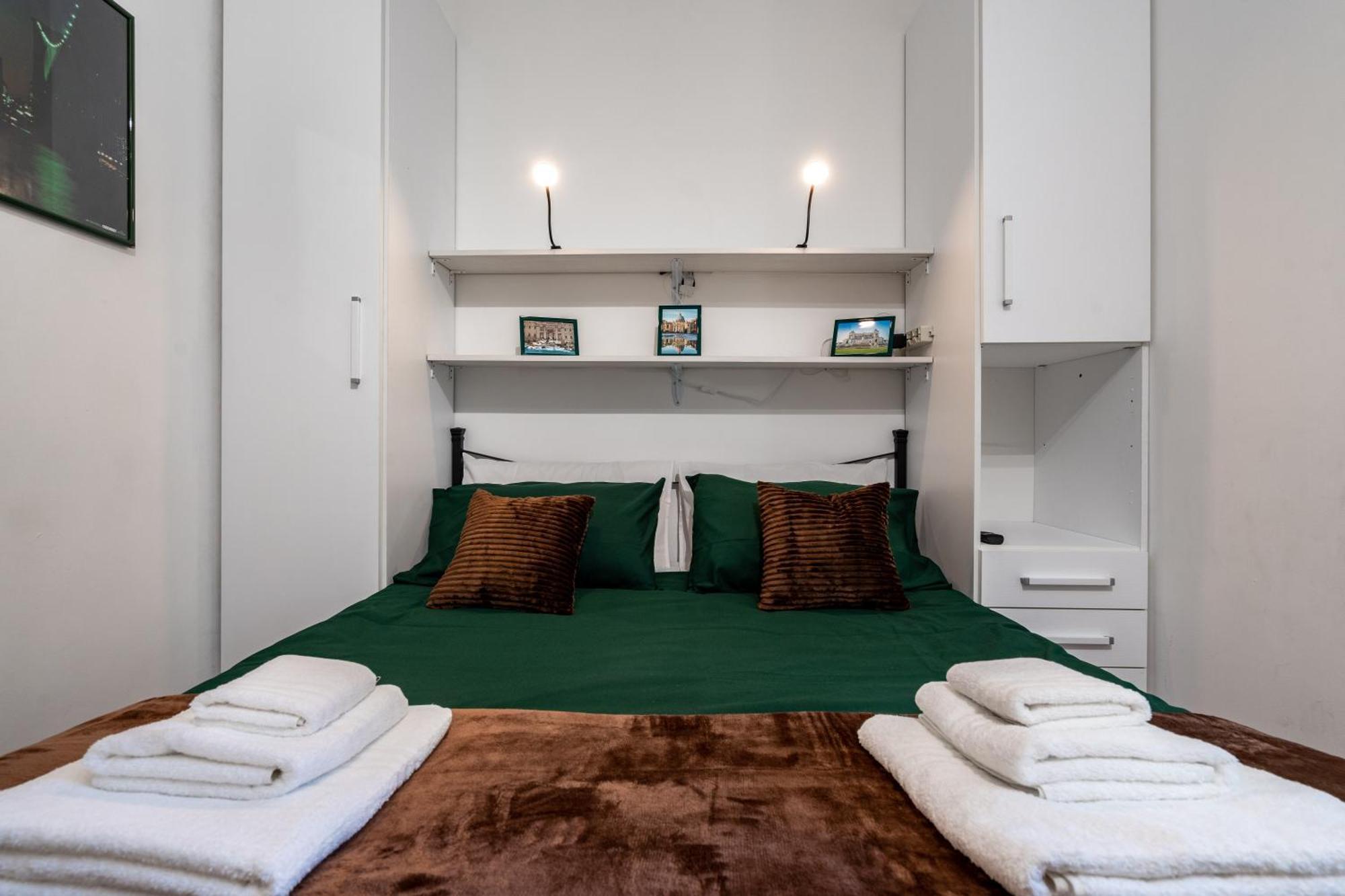 Apartmán A Due Fermate Dal ColosseoWi-Fi & Netflix Gratis Řím Exteriér fotografie